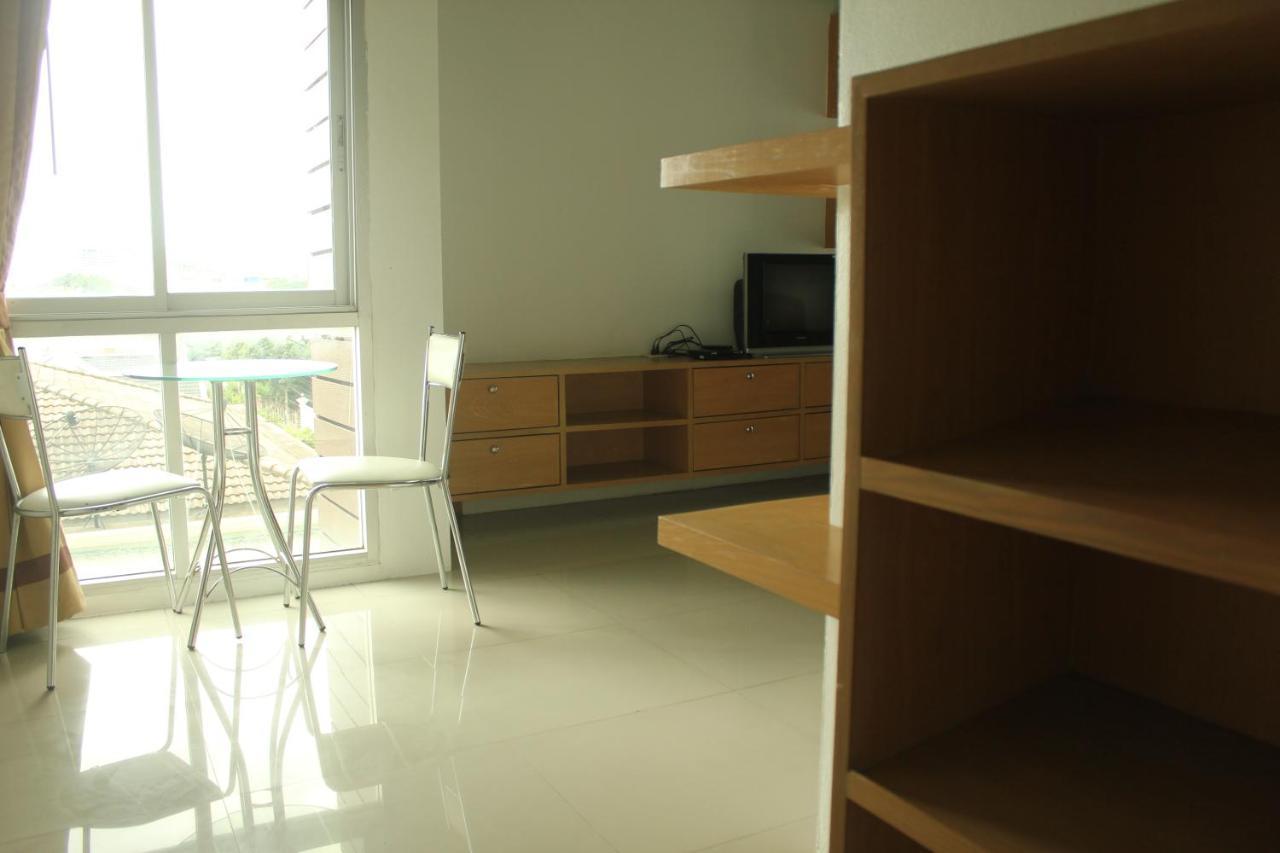 Bansabai Sabaidee Service Apartment Banguecoque Exterior foto